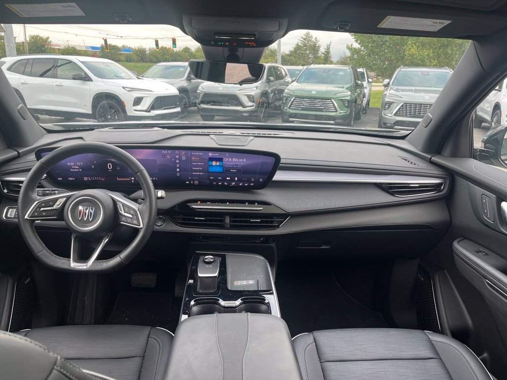 Used 2026 Buick Enclave Sport Touring w/ Power Package FWD image 5