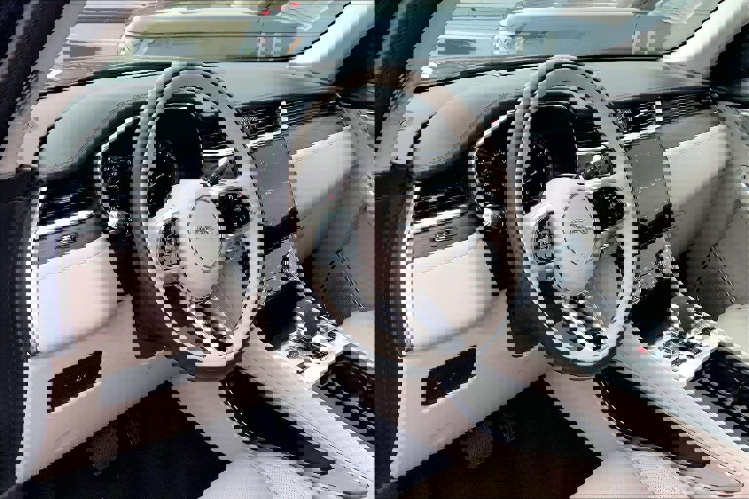 Used 2022 Jaguar F-PACE S image 17