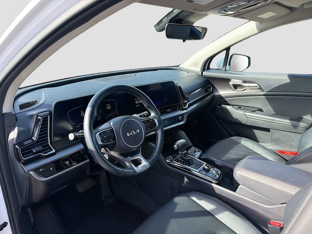 Used 2023 Kia Sportage EX image 9