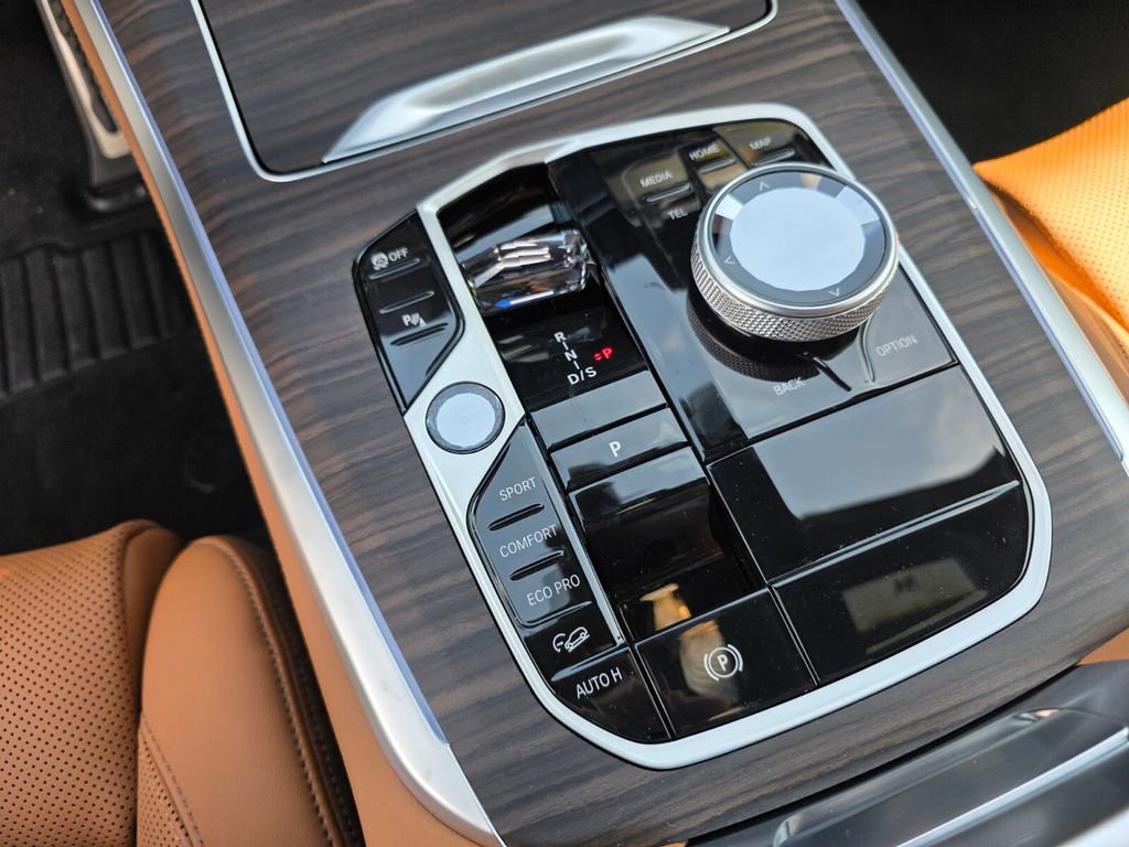 New 2026 BMW X5 xDrive40i w/ Executive Package AWD/4WD image 15