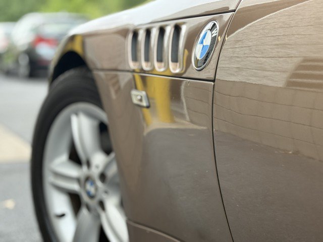 Used 2000 BMW Z3 2.5i RWD image 12