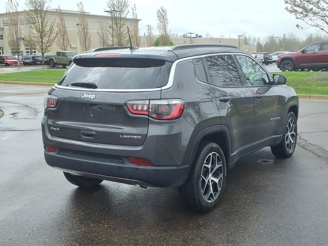 Certified 2024 Jeep Compass Limited AWD/4WD image 4