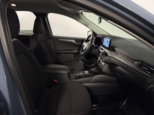 Used 2024 Ford Escape Active image 14