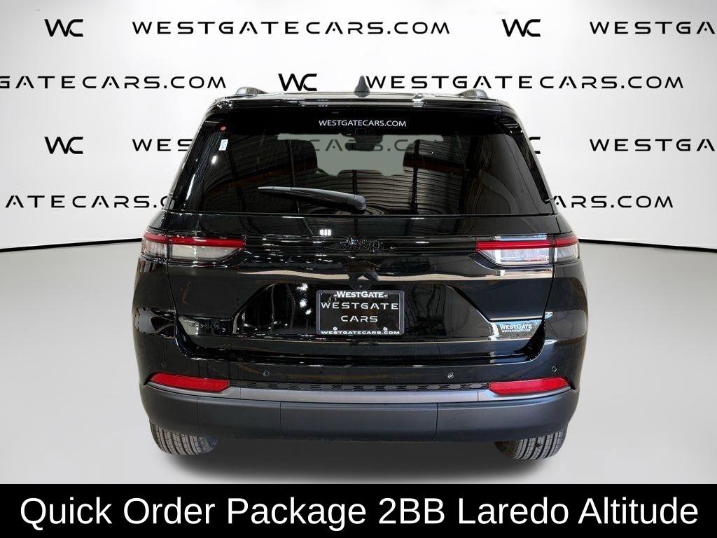 New 2026 Jeep Grand Cherokee Altitude AWD/4WD image 4