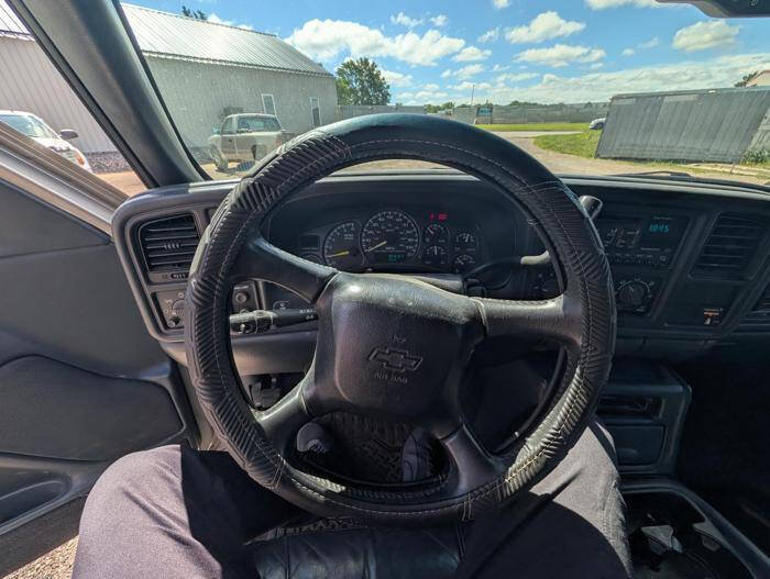 Used 2001 Chevrolet Silverado 1500 LT w/ Firm Ride Suspension Pkg AWD/4WD image 33