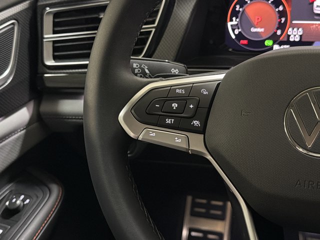 Certified 2026 Volkswagen Atlas Peak Edition AWD/4WD image 30