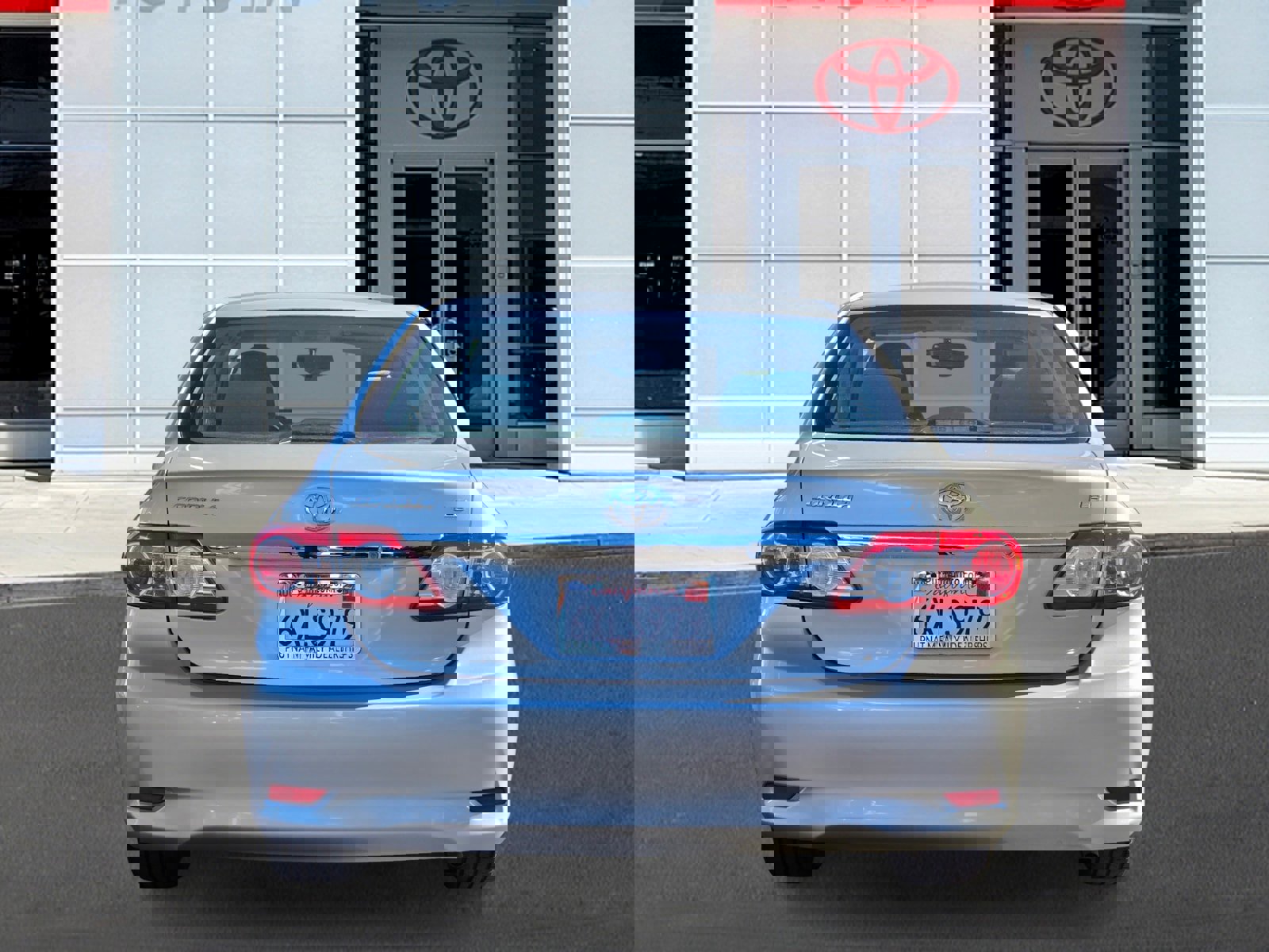 Used 2012 Toyota Corolla LE image 5