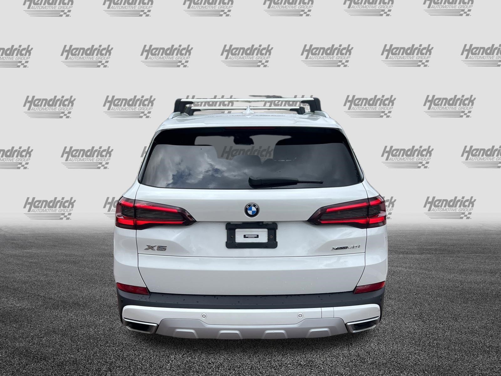 Used 2023 BMW X5 xDrive40i w/ Premium Package AWD/4WD image 9