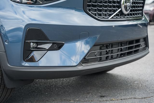 New 2026 Volvo XC40 B5 Plus w/ Climate Package AWD/4WD image 13
