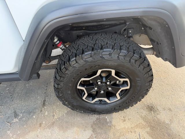 Used 2020 Jeep Gladiator Rubicon w/ LED Lighting Group image 9