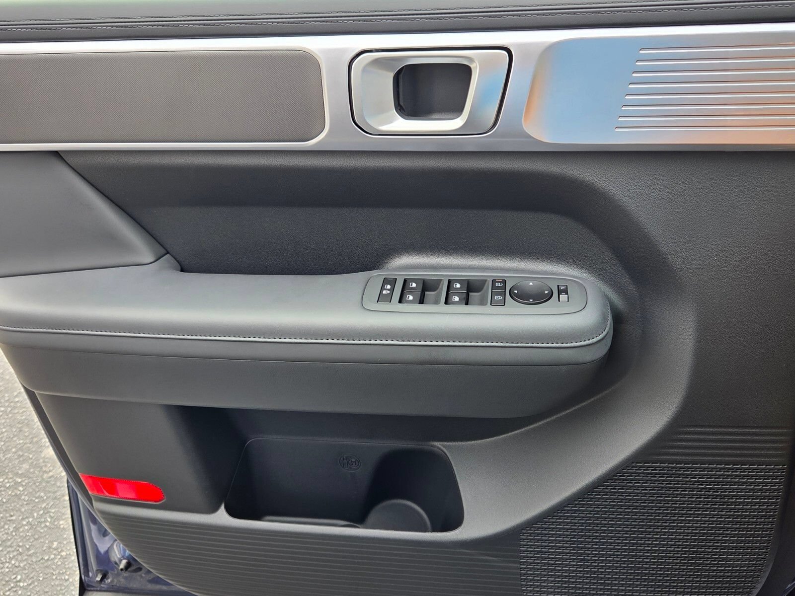 New 2026 Hyundai Santa Fe SEL FWD image 28