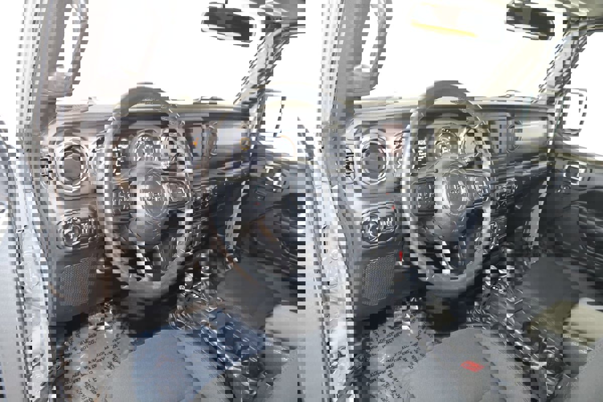 Used 2018 Jeep Wrangler Unlimited Sport S image 24