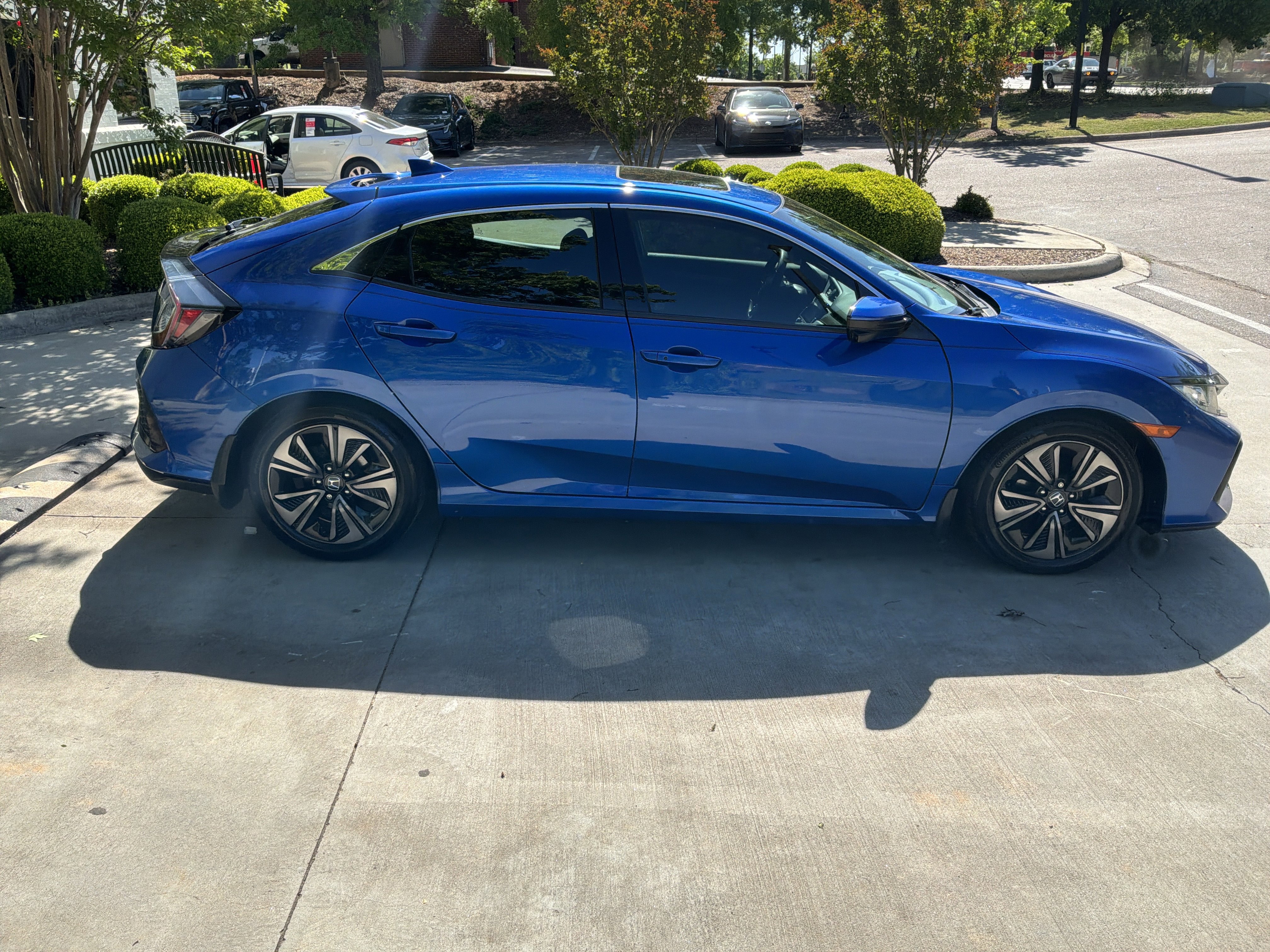 Used 2018 Honda Civic EX image 11