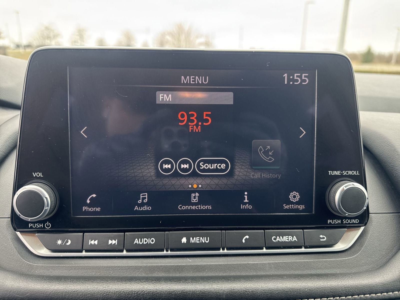 Used 2024 Nissan Rogue S image 14