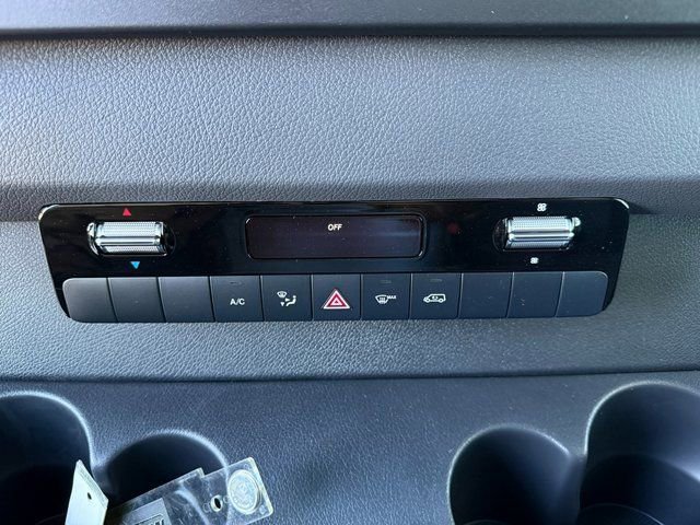 Used 2024 Mercedes-Benz Sprinter 4500 image 16