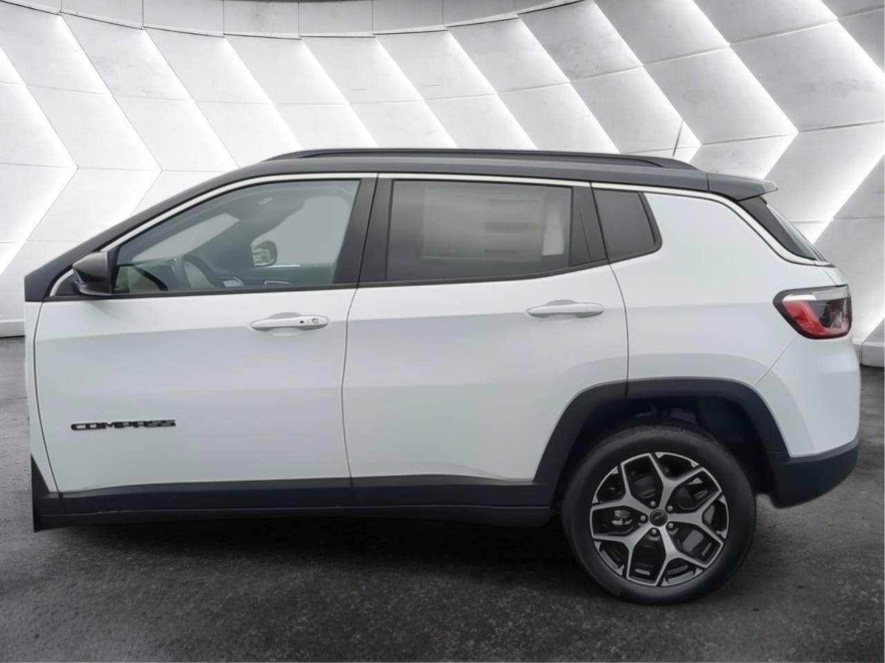 New 2026 Jeep Compass Limited w/ Sun, Sound & Navigation Group AWD/4WD video 2