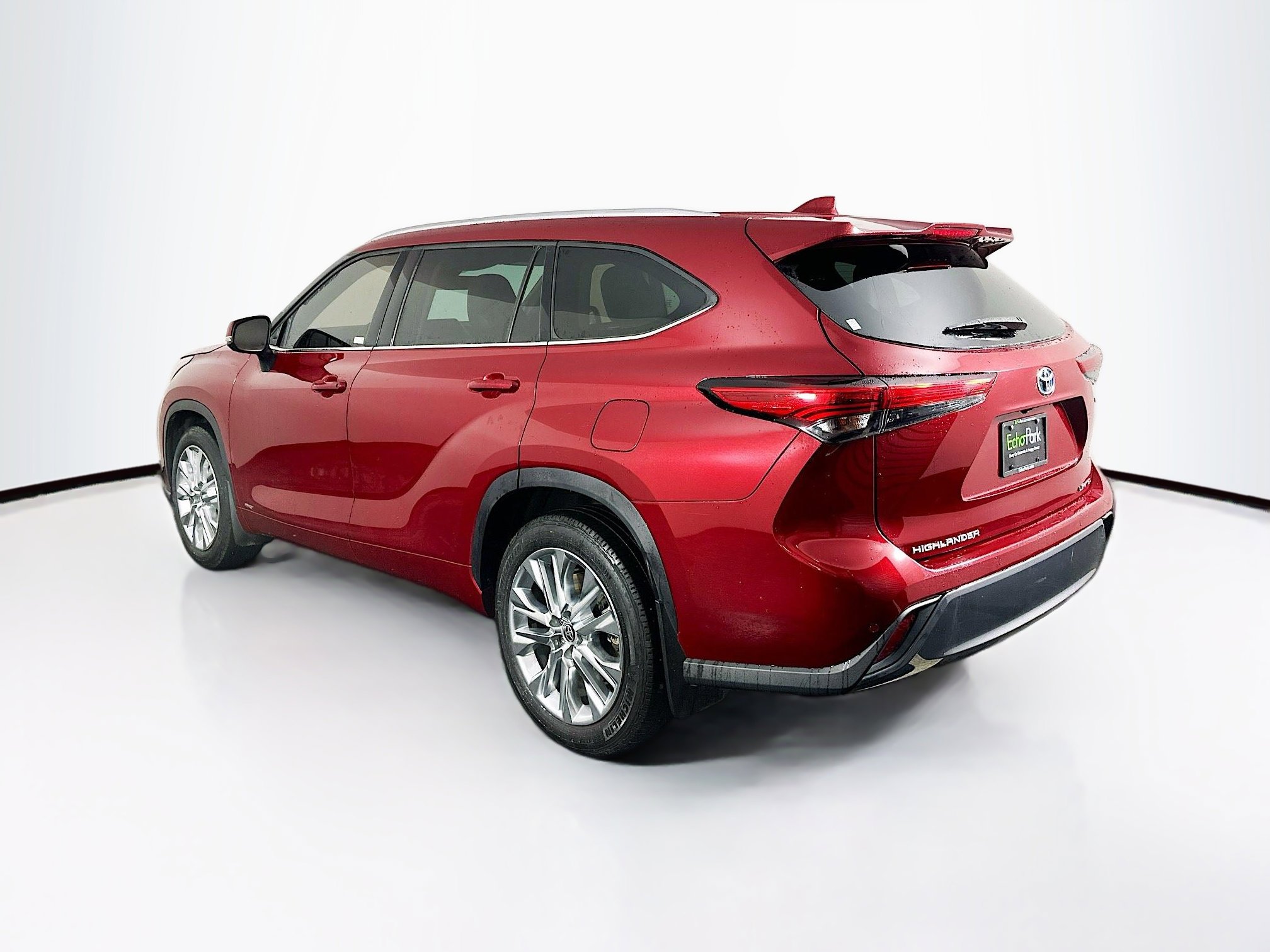 Used 2022 Toyota Highlander Limited image 5