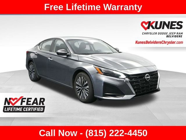 Used 2024 Nissan Altima 2.5 SV