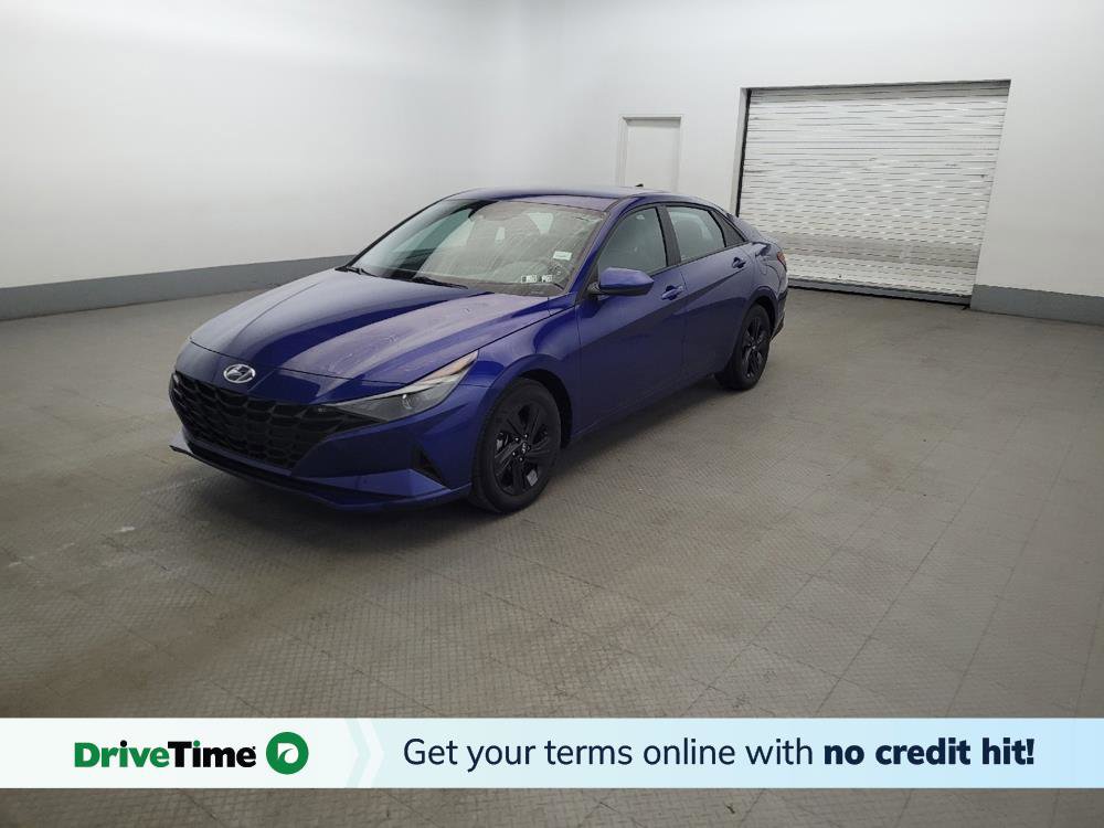 Used 2023 Hyundai Elantra SEL w/ Cargo Package FWD image 1