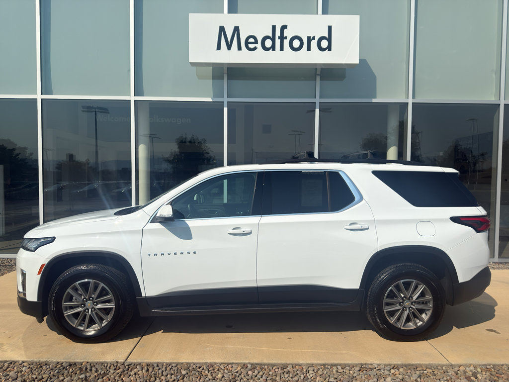 Used 2023 Chevrolet Traverse LT w/ LPO, 'HIT The Road' Package image 7