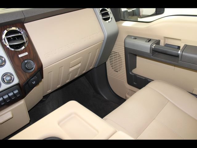 Used 2016 Ford F250 Lariat w/ Lariat Ultimate Package AWD/4WD image 14