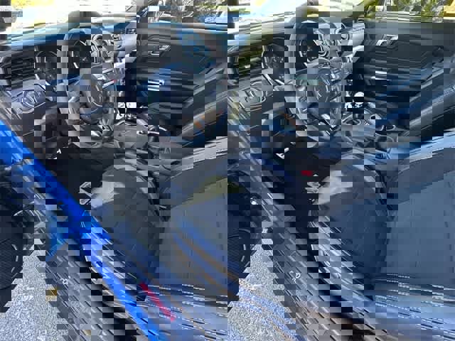 Used 2017 Ford Mustang Shelby GT350 image 17