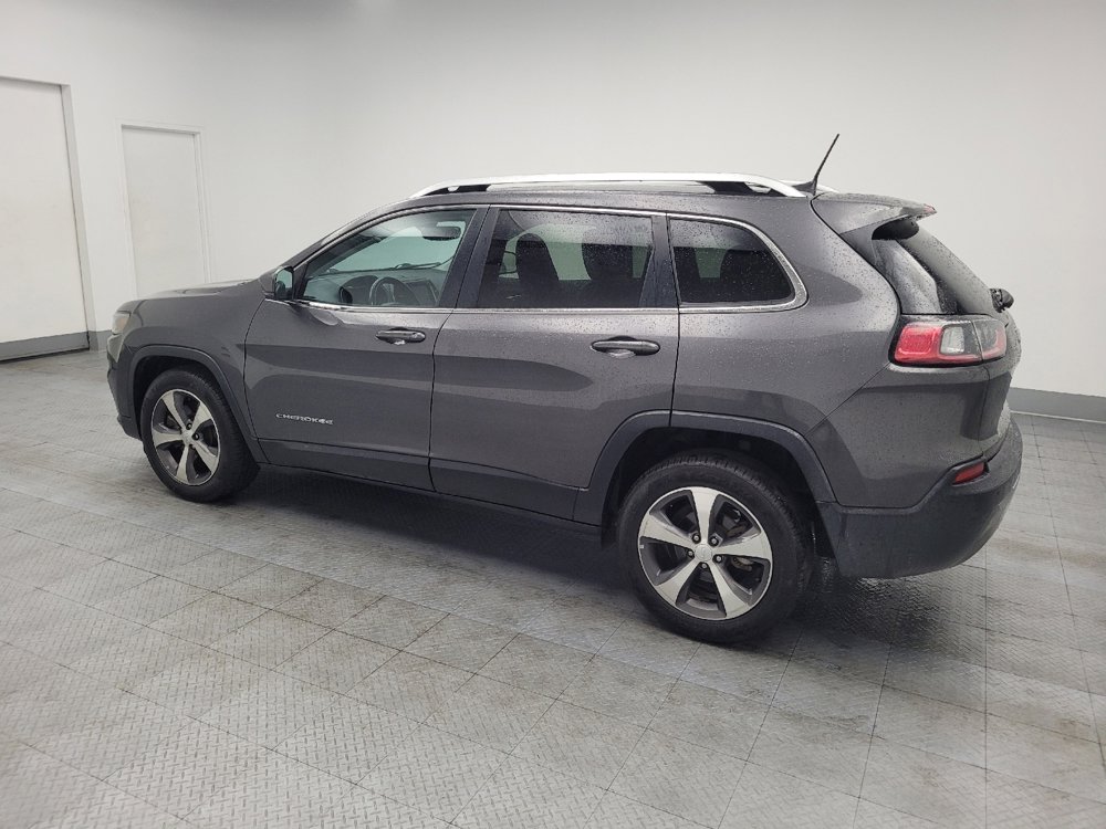 Used 2020 Jeep Cherokee Limited image 3