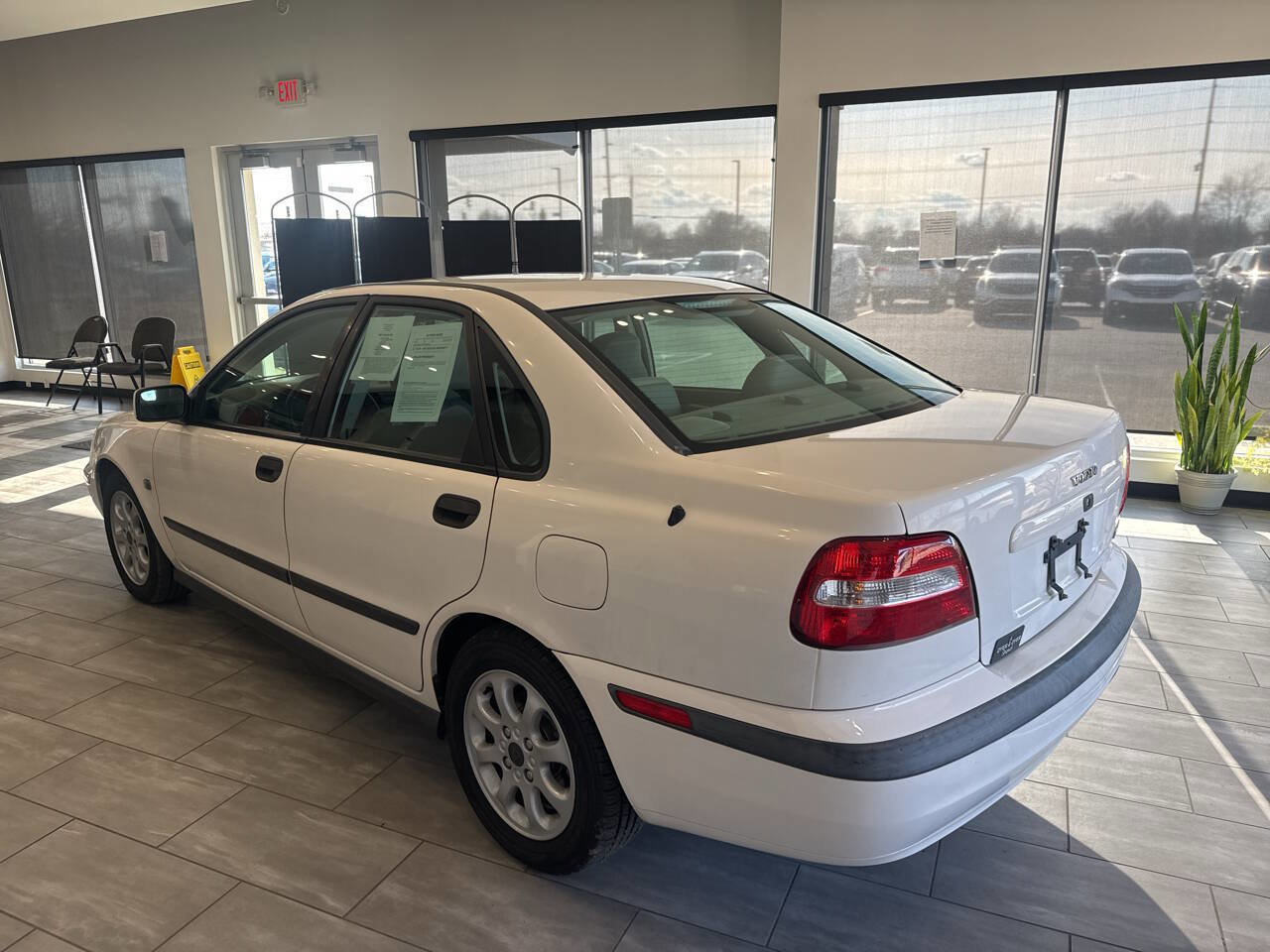 Used 2001 Volvo S40 image 8