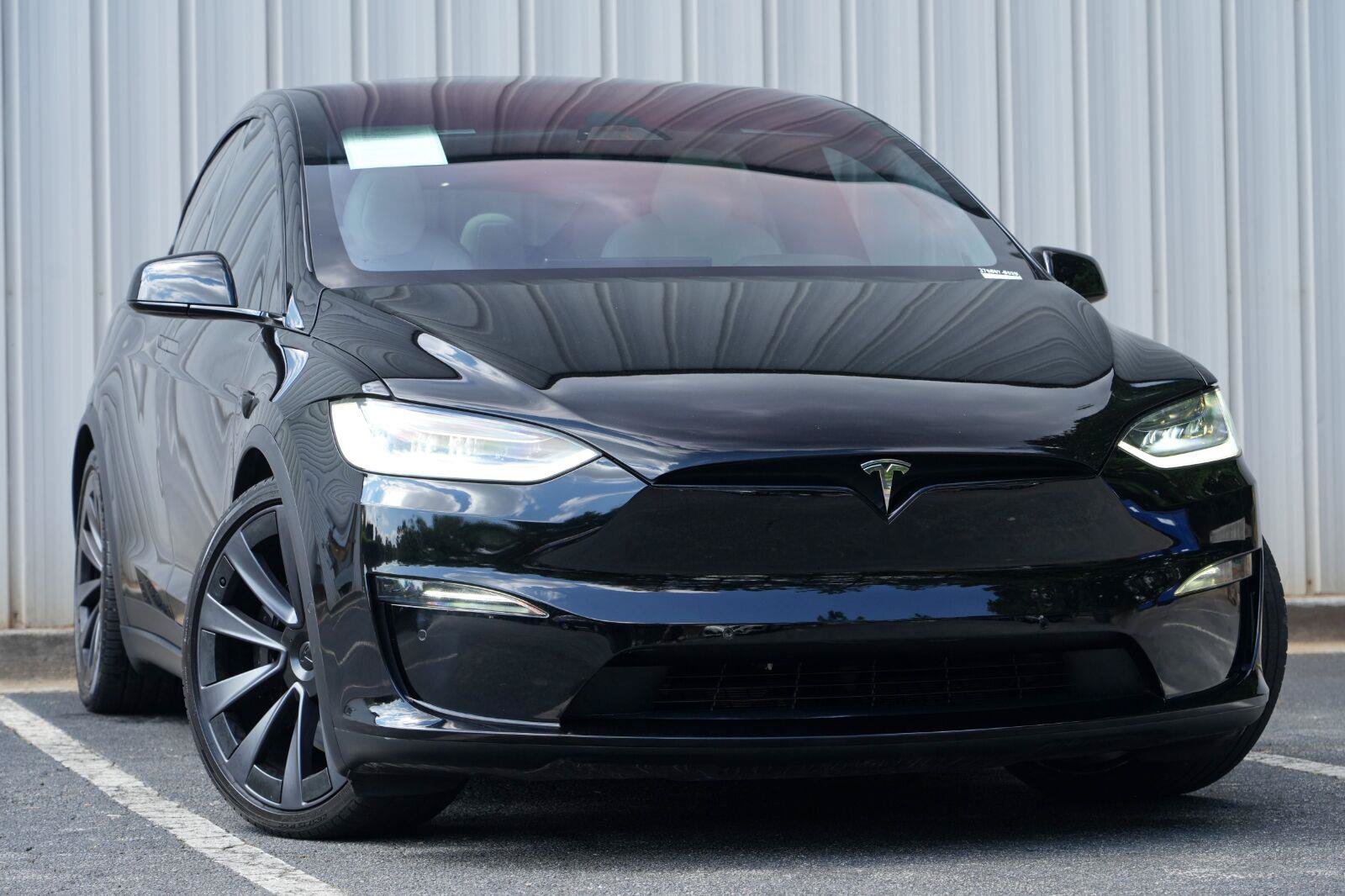 Used 2023 Tesla Model X Plaid AWD/4WD image 3