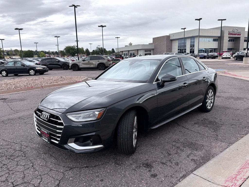 Used 2022 Audi A4 2.0T Premium AWD/4WD image 4
