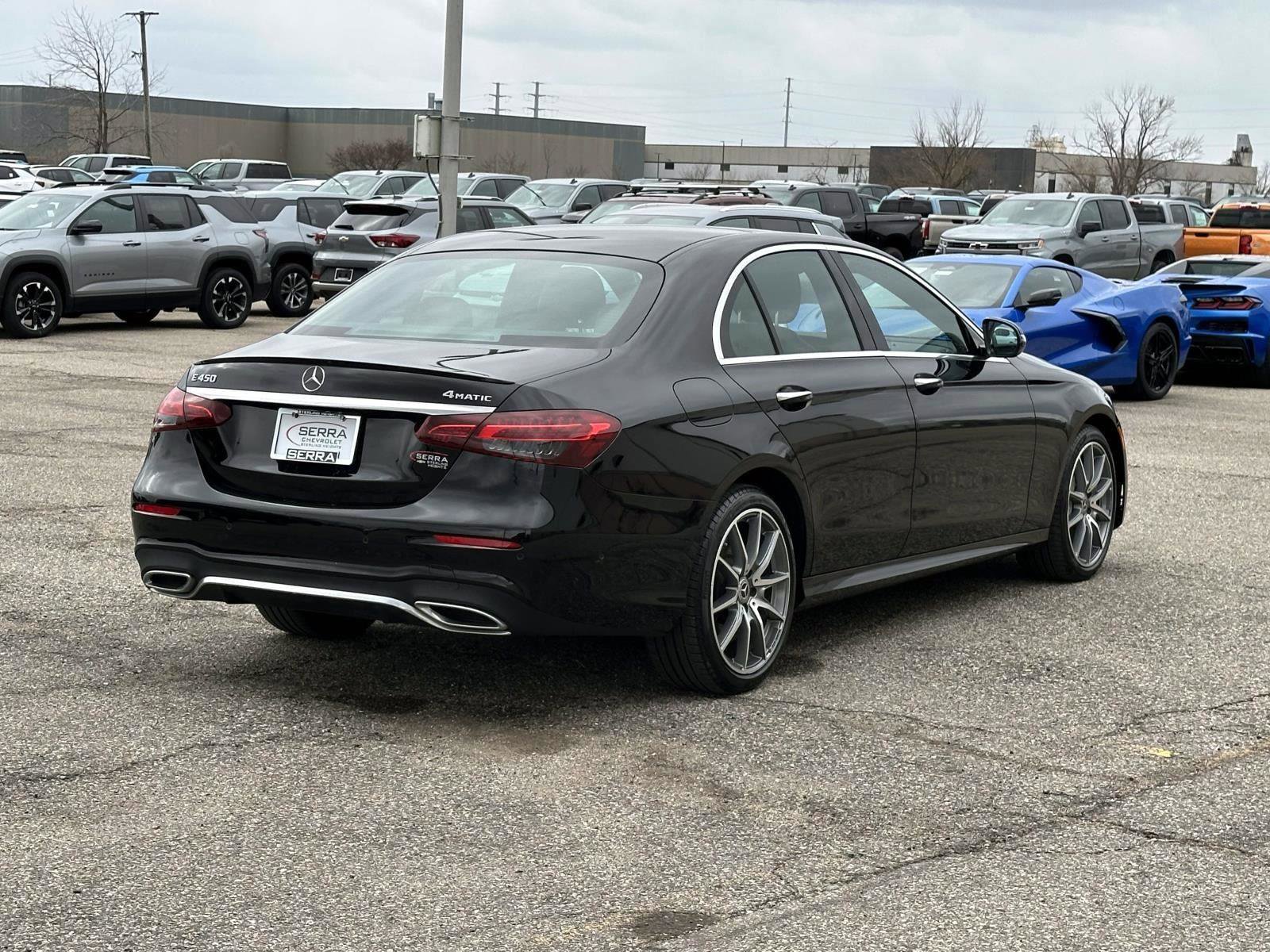 Used 2022 Mercedes-Benz E 450 4MATIC Sedan image 5