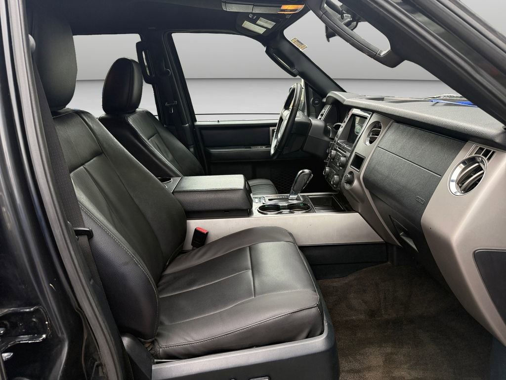 Used 2017 Ford Expedition EL Limited image 16