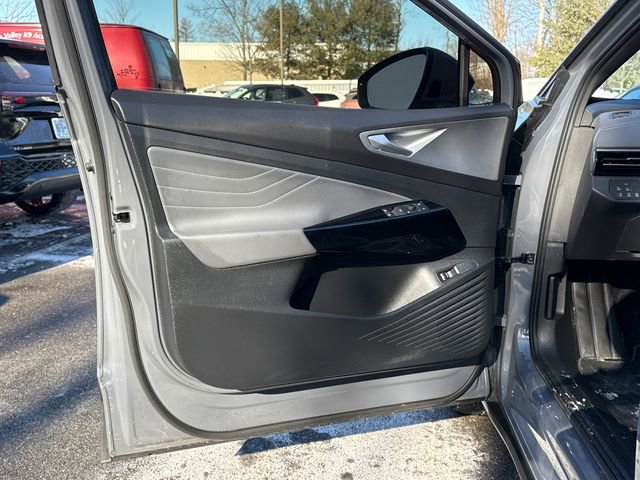 Used 2023 Volkswagen ID.4 Pro S image 11