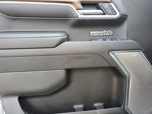 Certified 2025 Chevrolet Silverado 1500 High Country w/ Technology Package AWD/4WD image 20
