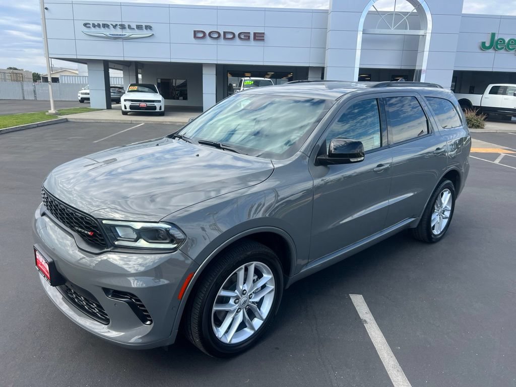 Used 2025 Dodge Durango GT AWD/4WD image 2