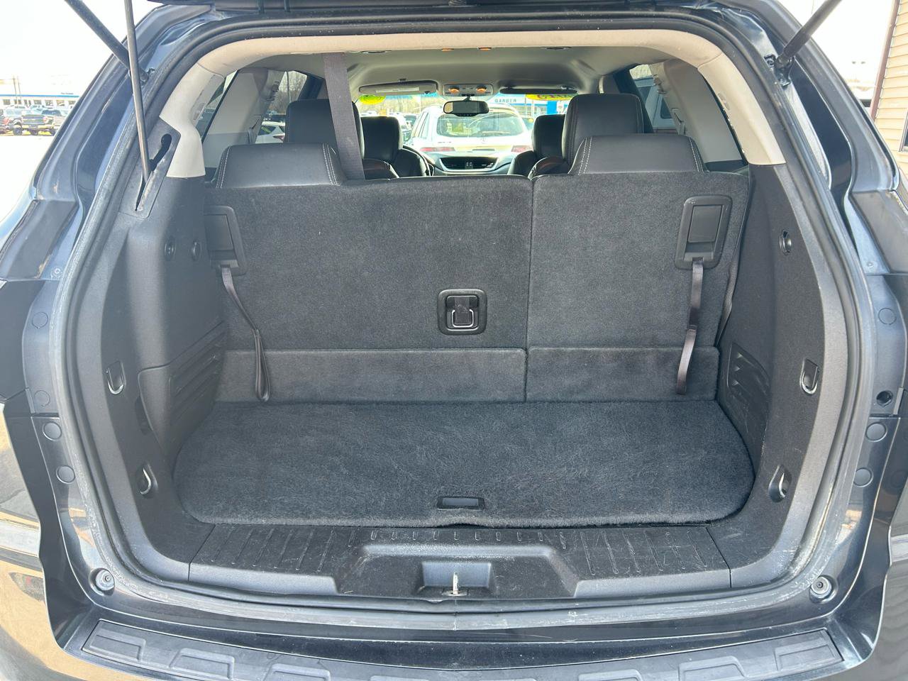 Used 2015 Chevrolet Traverse LT image 18