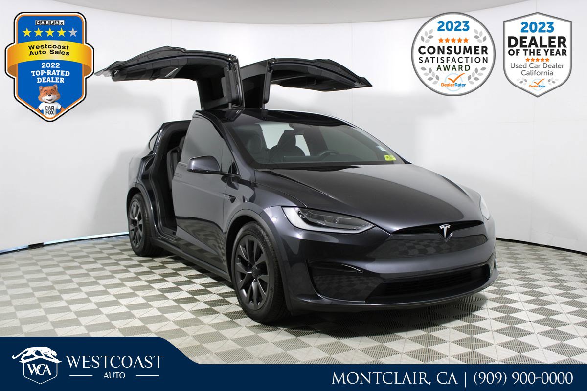 Used 2024 Tesla Model X image 1