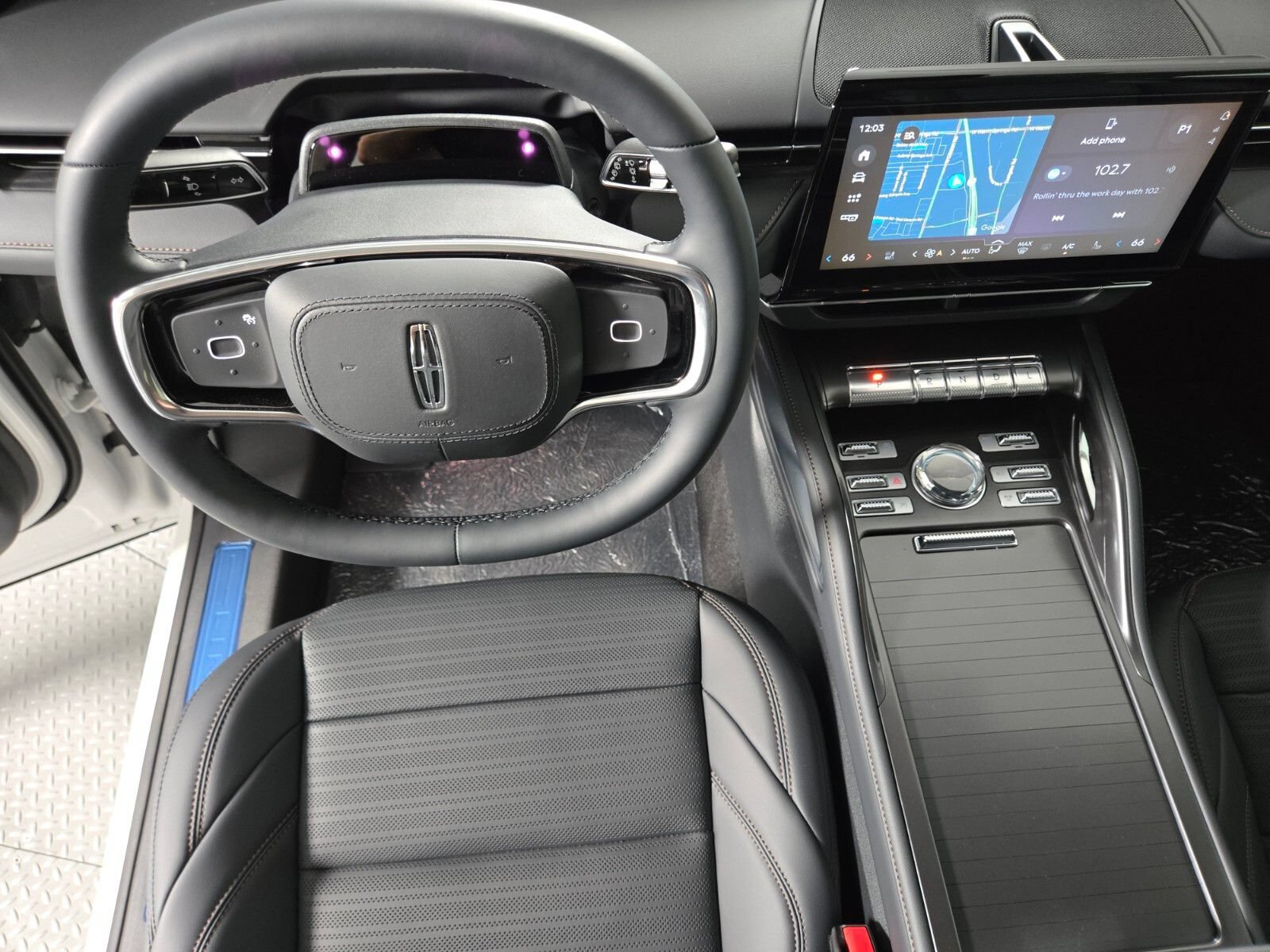 New 2026 Lincoln Nautilus Reserve w/ Jet Appearance Package AWD/4WD image 16