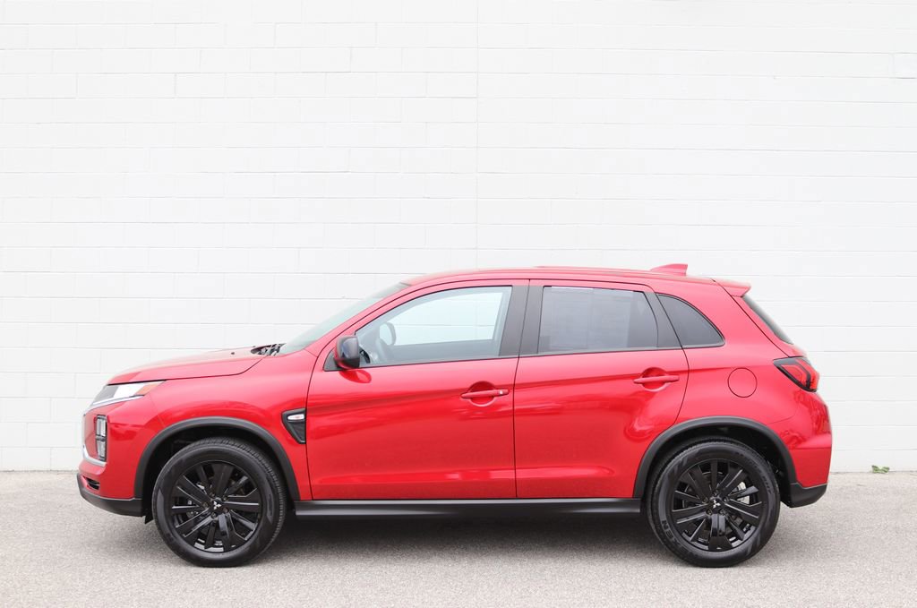 Used 2025 Mitsubishi Outlander Sport LE image 10