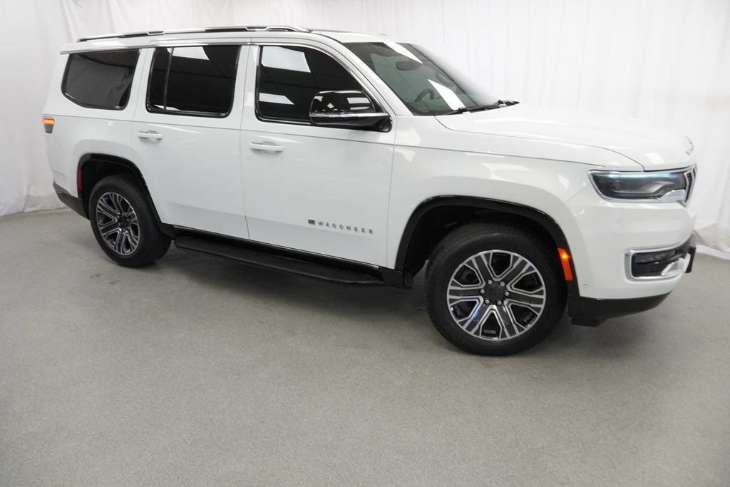 Certified 2023 Jeep Wagoneer 4WD w/ Premium Group I image 9