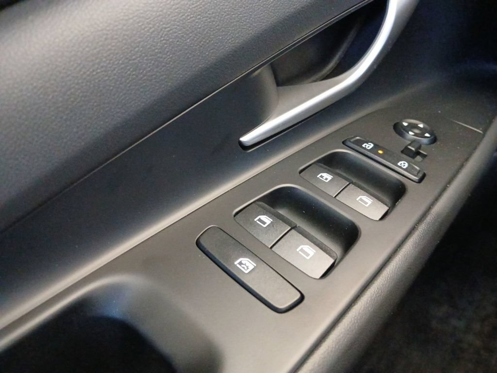 New 2026 Hyundai Elantra SE FWD image 22