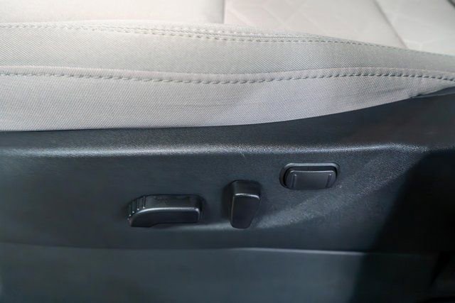 Certified 2025 Nissan Frontier SV w/ SV Convenience Package image 18