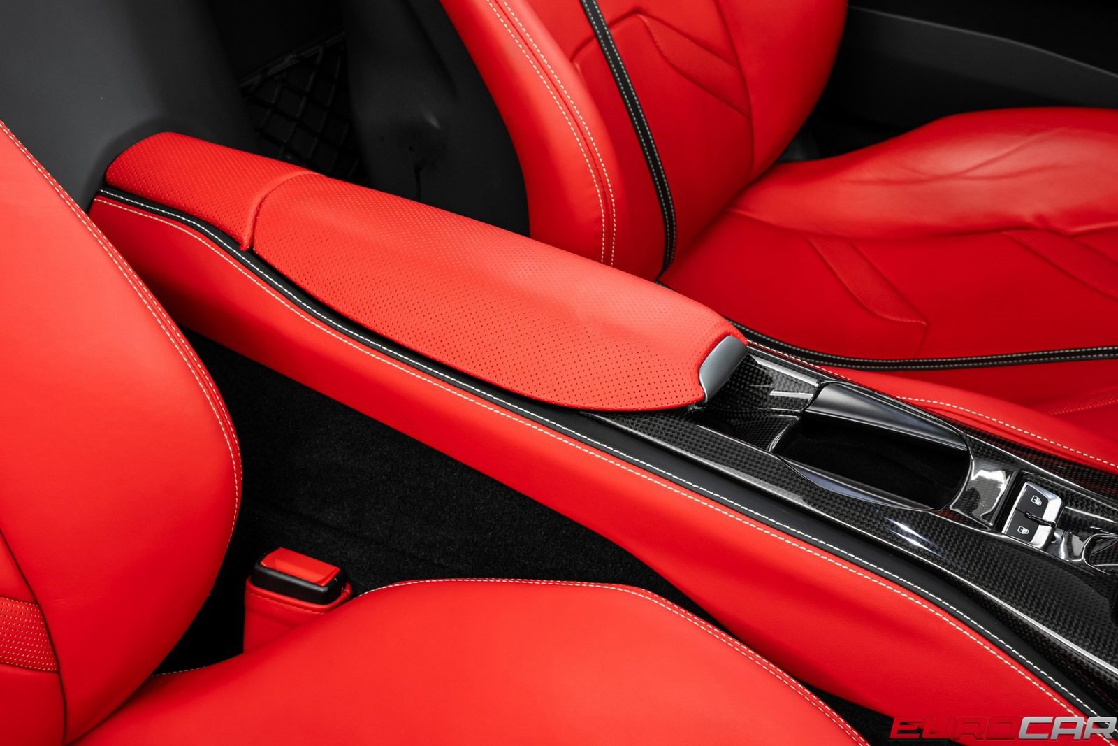 Used 2022 Ferrari 812 GTS image 36