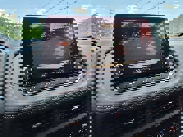 New 2025 Nissan Rogue SV image 9