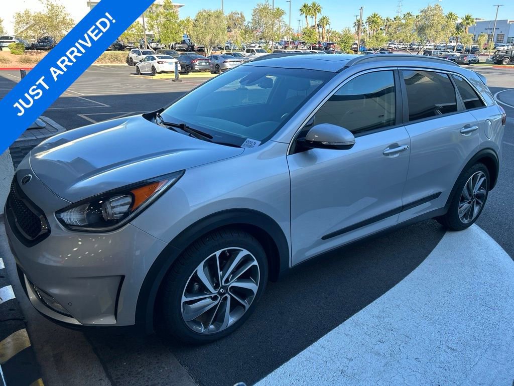 Used 2019 Kia Niro Touring FWD image 1