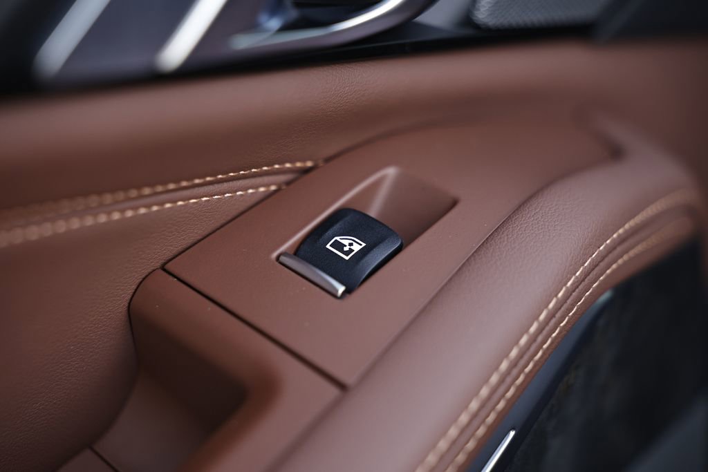 New 2026 BMW X5 sDrive40i w/ M Sport Package image 26