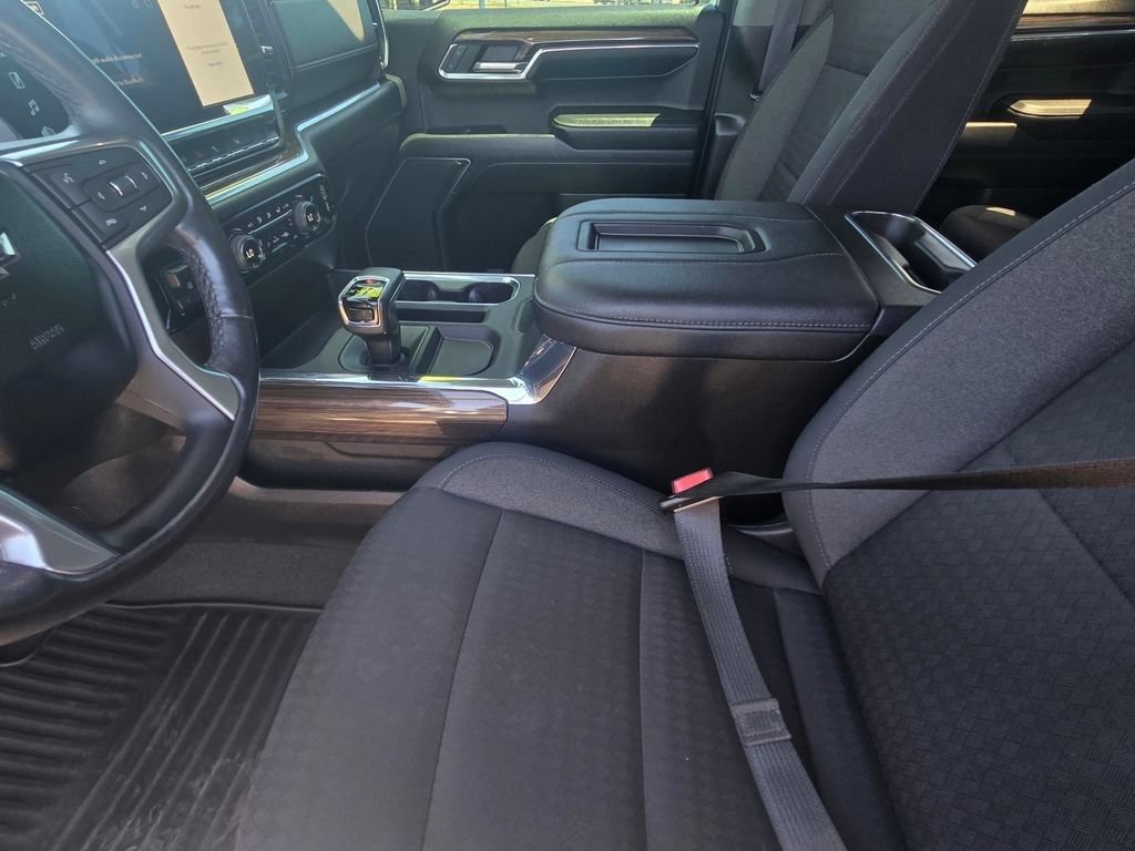 Used 2022 Chevrolet Silverado 1500 RST AWD/4WD image 15