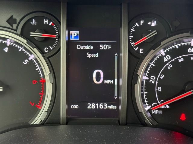 Used 2024 Toyota 4Runner TRD Off-Road Premium w/ Off Road Premium Plus Package AWD/4WD image 18