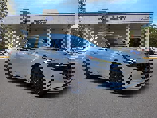 Used 2022 Hyundai Elantra SEL w/ Cargo Package image 7