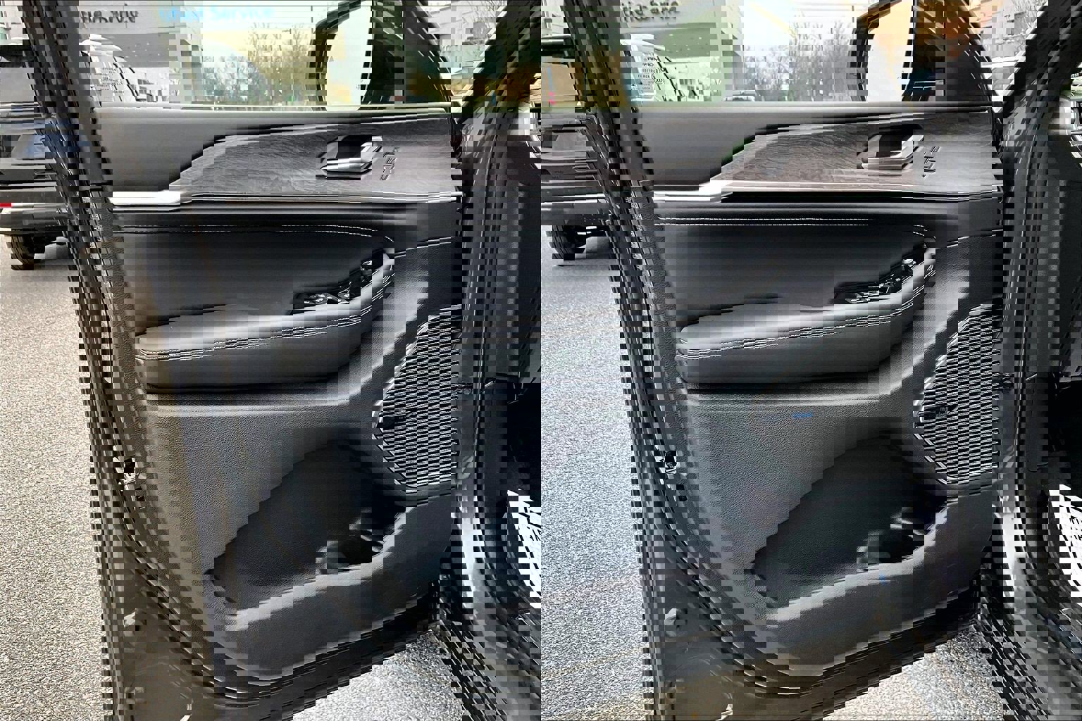 Used 2023 Jeep Grand Cherokee Overland image 19